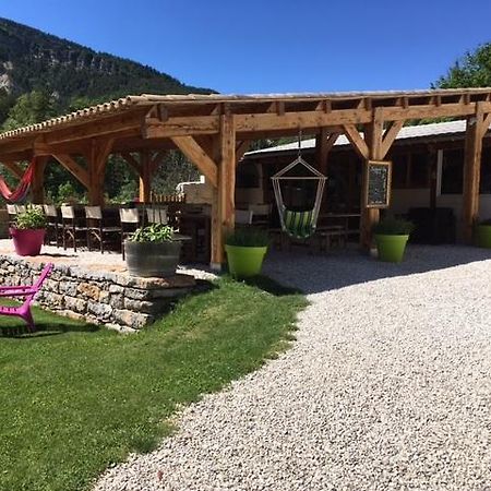 Camping Calme Et Nature Castellane Zewnętrze zdjęcie