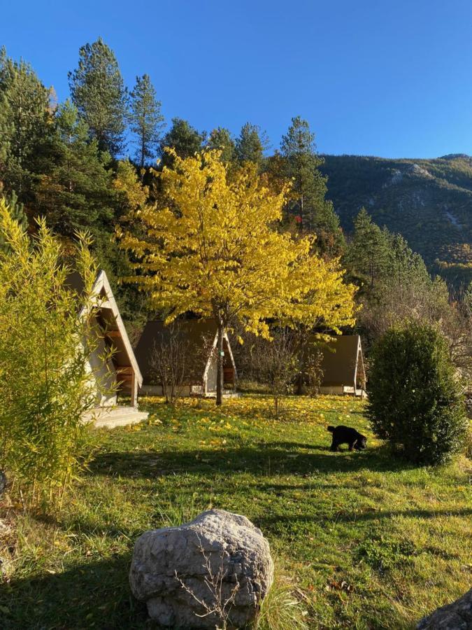 Camping Calme Et Nature Castellane Zewnętrze zdjęcie