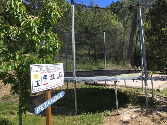 Camping Calme Et Nature Castellane Zewnętrze zdjęcie